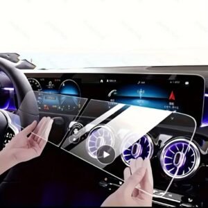 زوج من جناحي السيارة