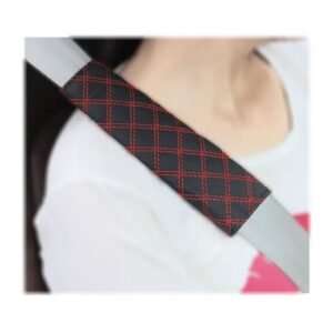 زوج من جناحي السيارة