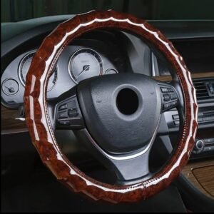 زوج من جناحي السيارة